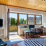 Vronis Apartment