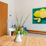 Vronis Apartment Muhlingen